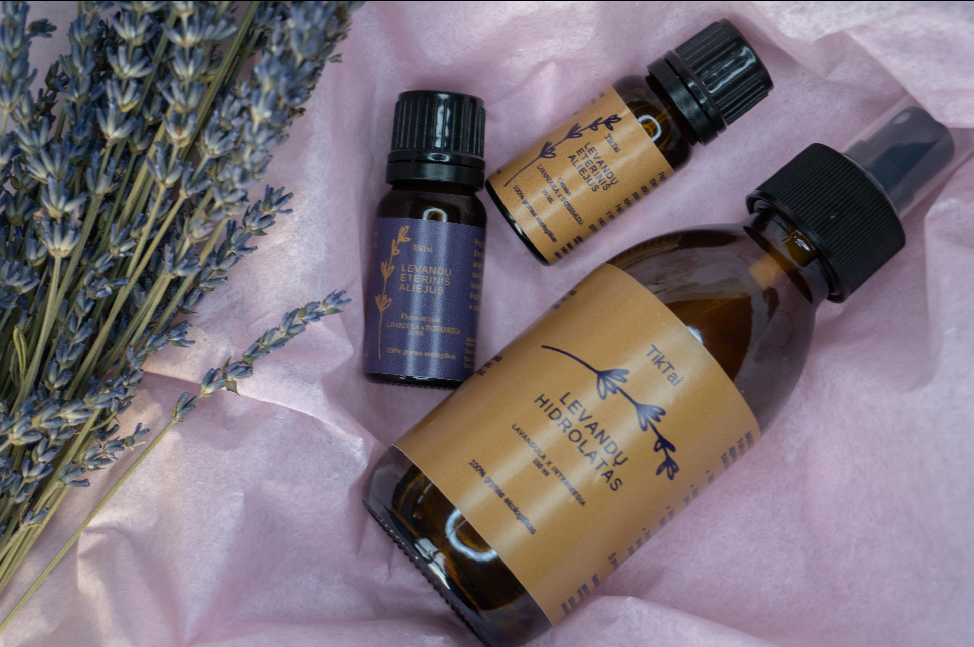 hidrolatas naturalus, eterinis aliejus