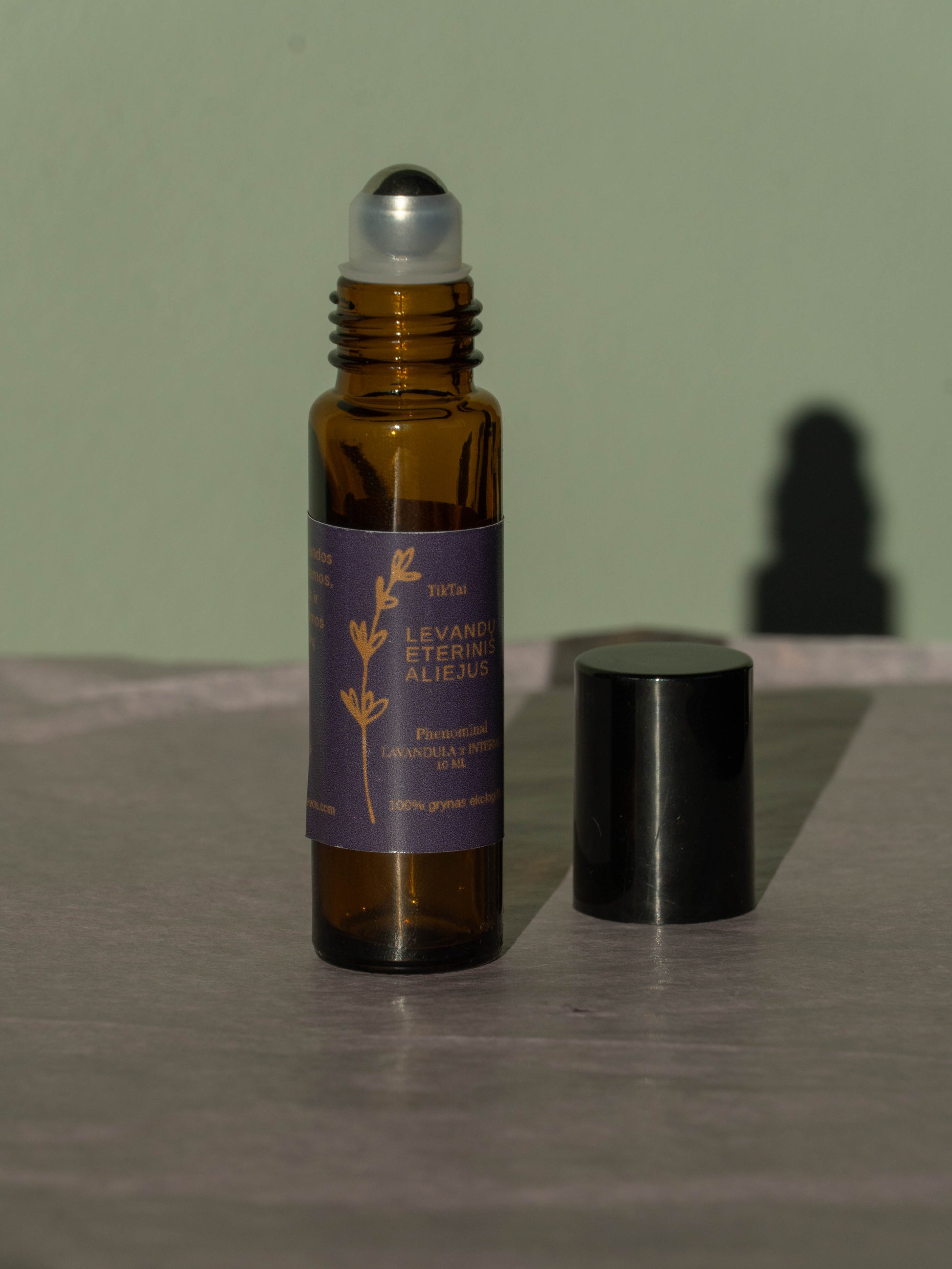 Natūralus Levandų eterinis aliejus (Phenomenal - Lavandula x intermedia)